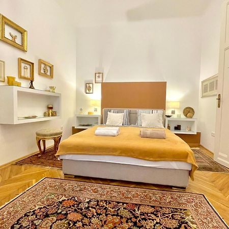 בודפשט Gold Pearl Apartment 2 Rooms At St Stephen' S Basilica מראה חיצוני תמונה